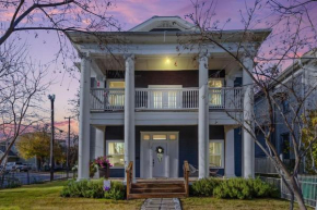 Reduced! Casa Paz - Historic Home Walking Distance